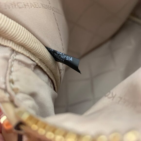 MICHAEL KORS Rhea Medium Color-Block Signature Logo Backpack EUC - Picture 12 of 12